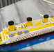 Конструктор Титанік Айсбер Titanic Passenger Liner &ndash; Легендарний лайнер 1860 дет.  3363-1 фото 4